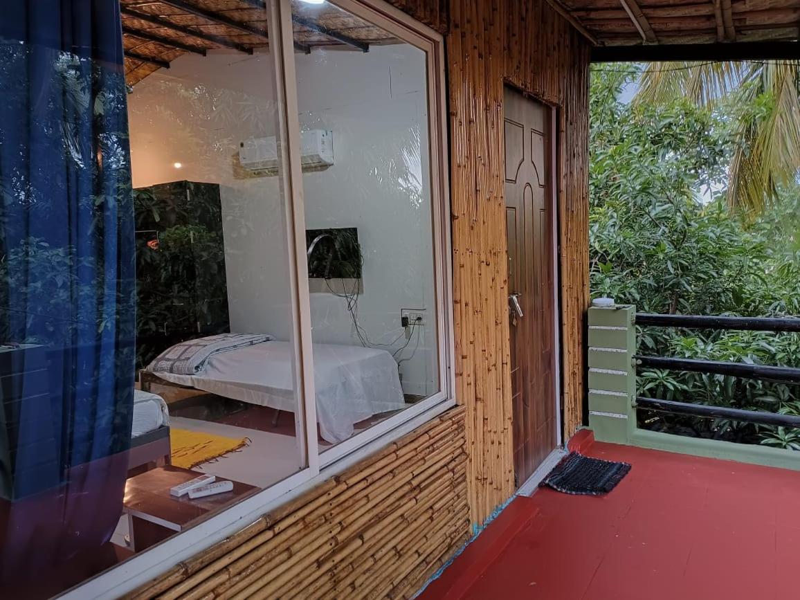 Lotus Riya Home Stay Hampi Exterior foto